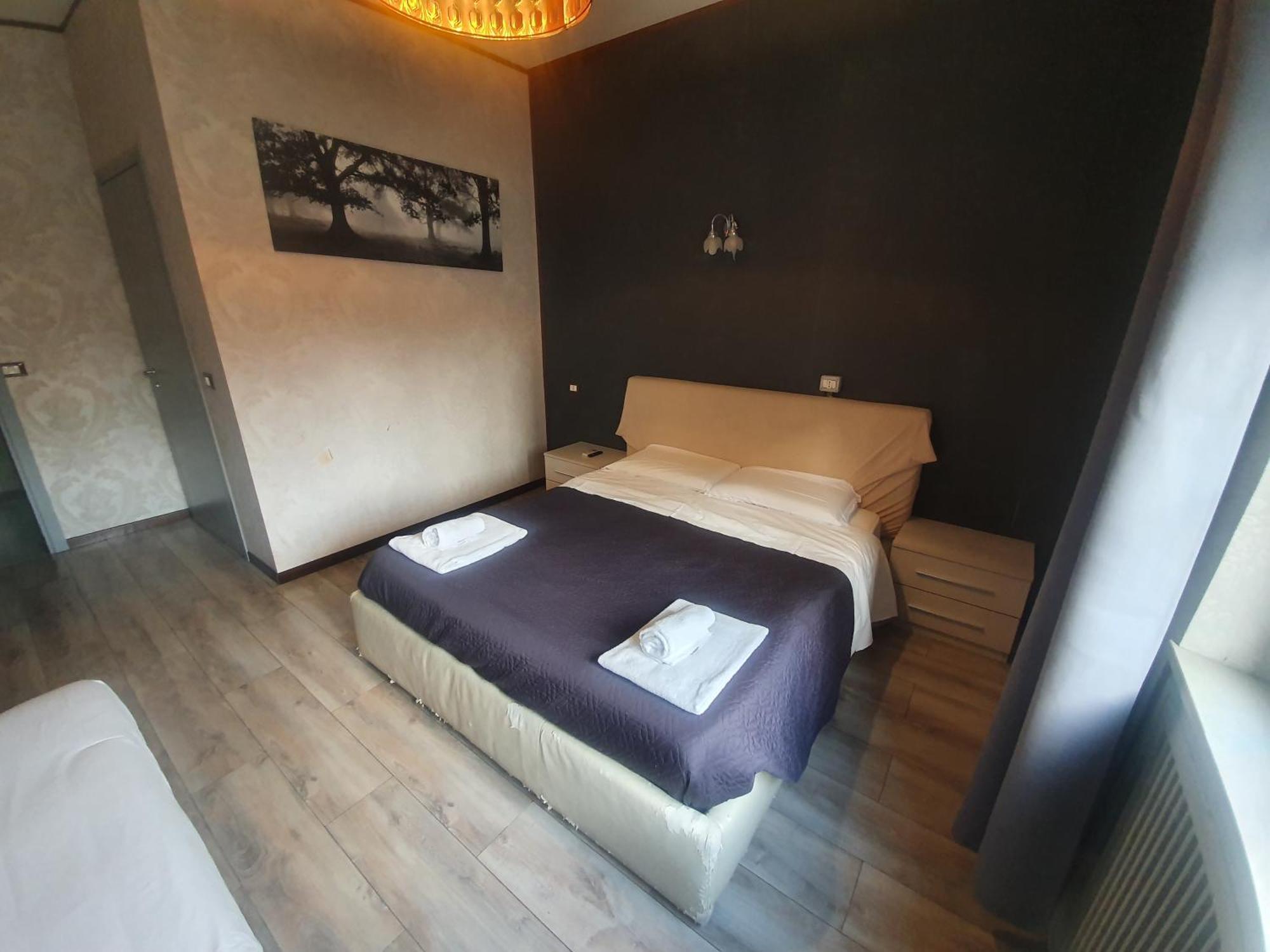 Sira House Milano Hotel Exterior photo